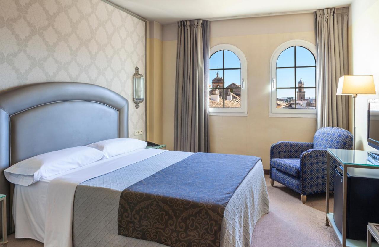 Kamer met Queensize Bed