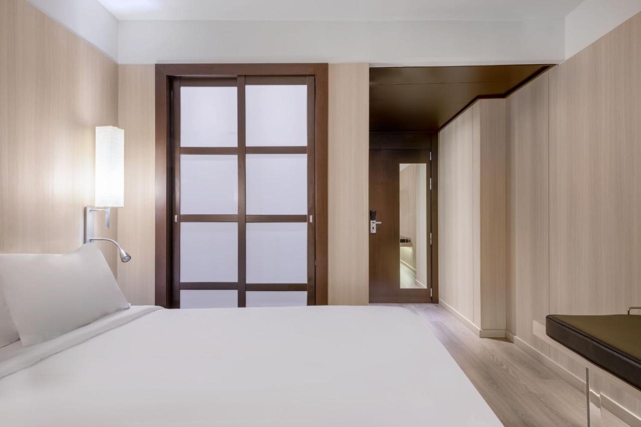 Standard Guest room 1 Queen,1366100933:JPEG