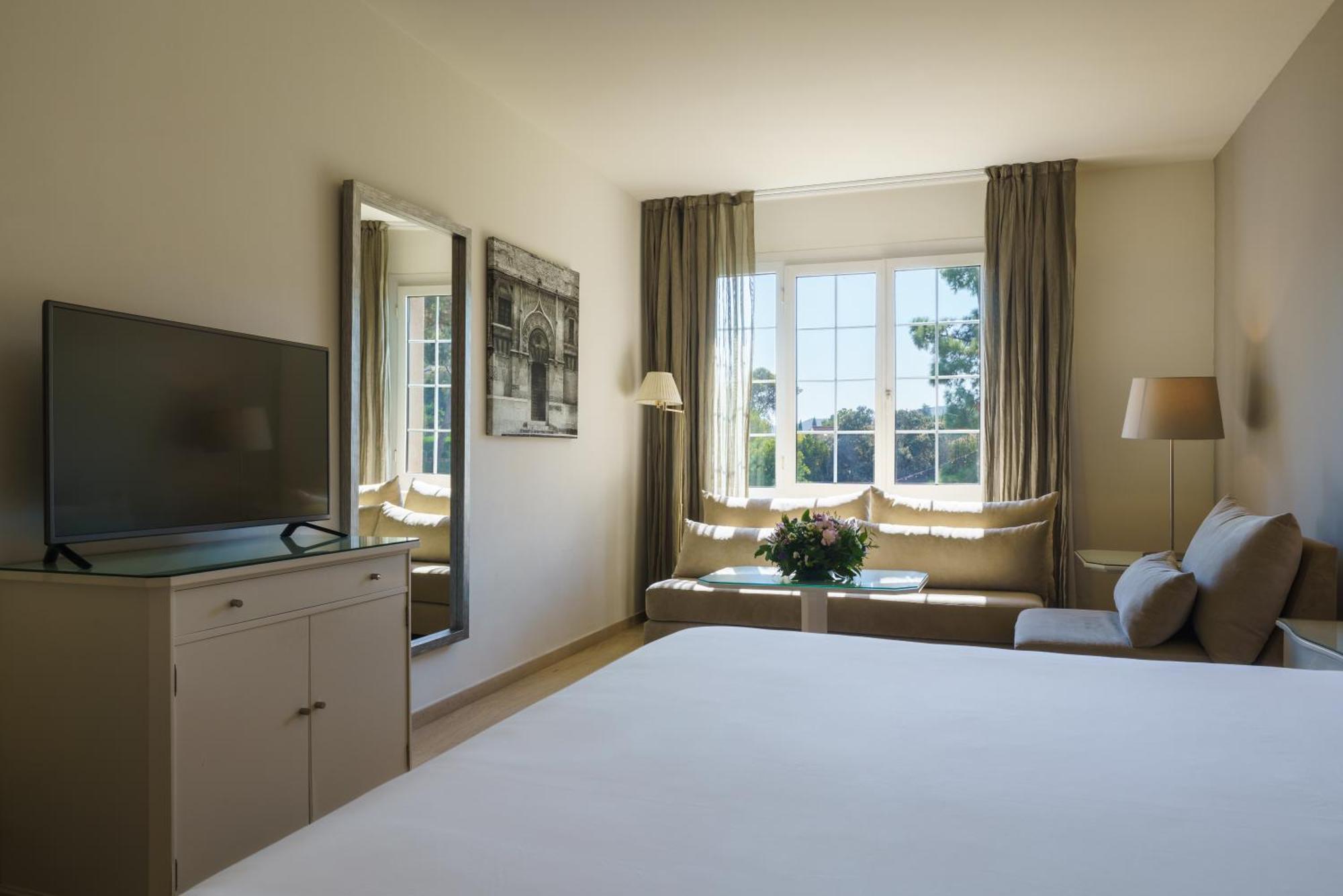Junior Suite,1610217578:JPEG