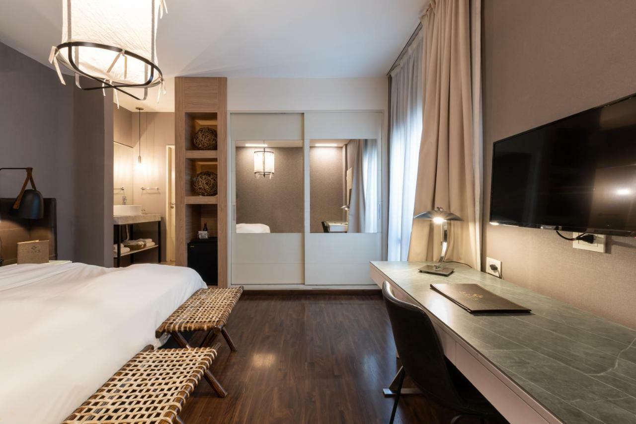Classic Double Room,750336728:JPEG